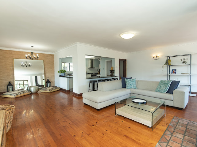 5 Bedroom Property for Sale in Summerstrand Eastern Cape